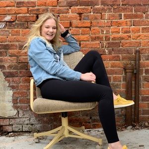 Meet your Posher, Anna